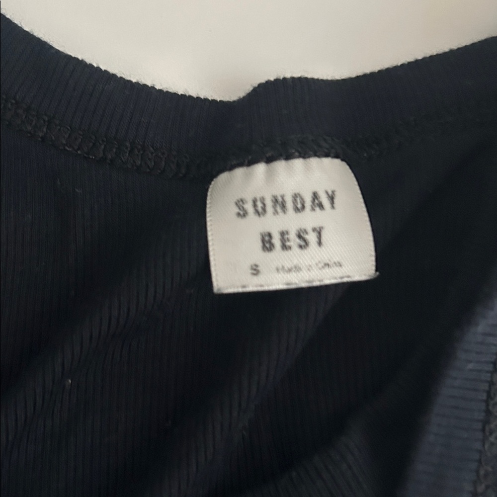 Sunday Best Navy Ribbed Crop Tank - Picture 4 of 4